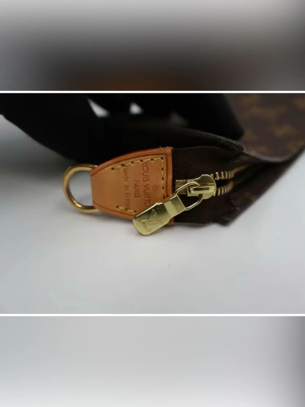 Pre-Owned Louis Vuitton Monogram Canvas Pochette